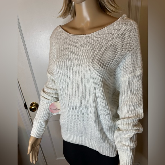 New - Full Circle Trends with love thick knit sweater V-neck  - SIZE XL - Picture 3 of 11